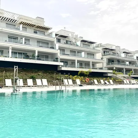 Sea-view Penthouse And Infinity Pool, * Estepona