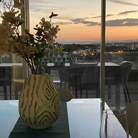 Sea-view Penthouse And Infinity Pool, Lejlighed *